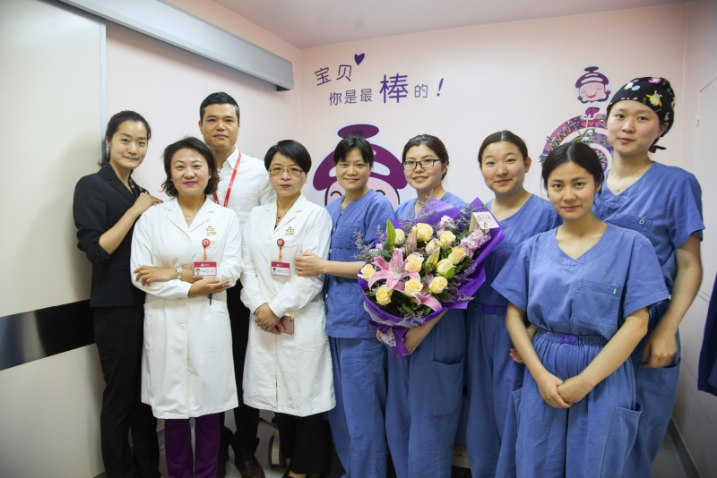 百佳妇产庆祝5·12国际护士节